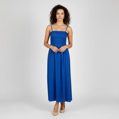 Felső részén gumírozott, spagettipántos női egész ruha