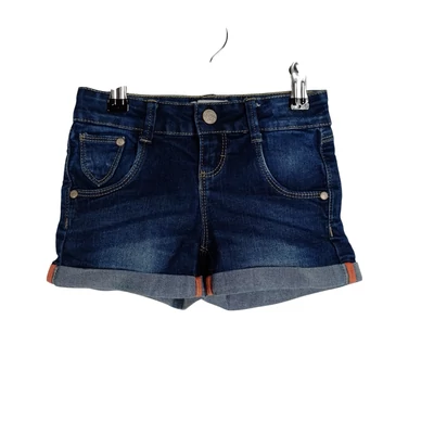 Szára alján hajtókás kislány farmer rövidnadrág