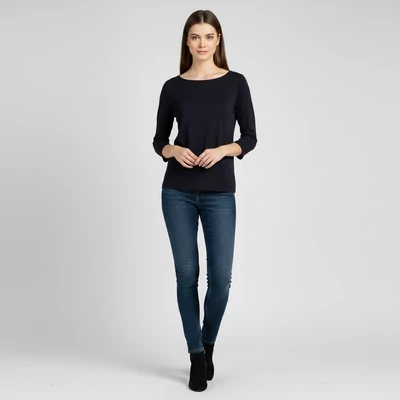 Csónaknyakú női felső