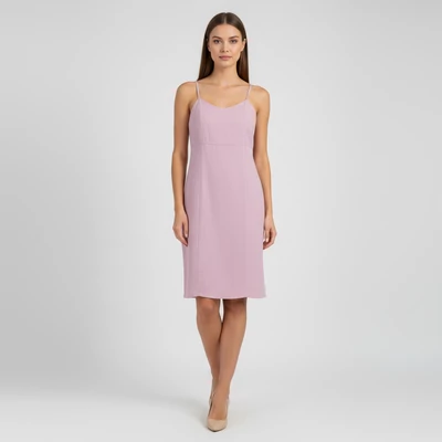 Spagettipántos, hátul cipzáras és felsliccelt női egész ruha