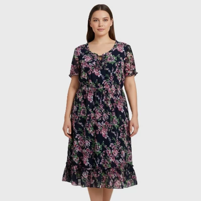 Virágmintás, alul fodros, bélelt női egész ruha