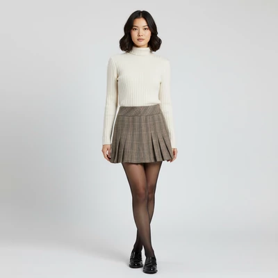 Hátul cipzáras, rakott női szoknya