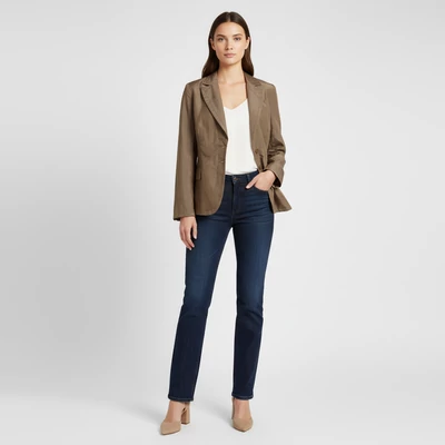 Fényes anyagú, elején díszzsebes női zakó