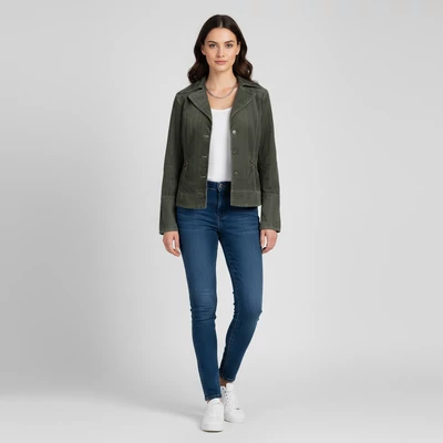 Elején gombos, kordbársony női zakó