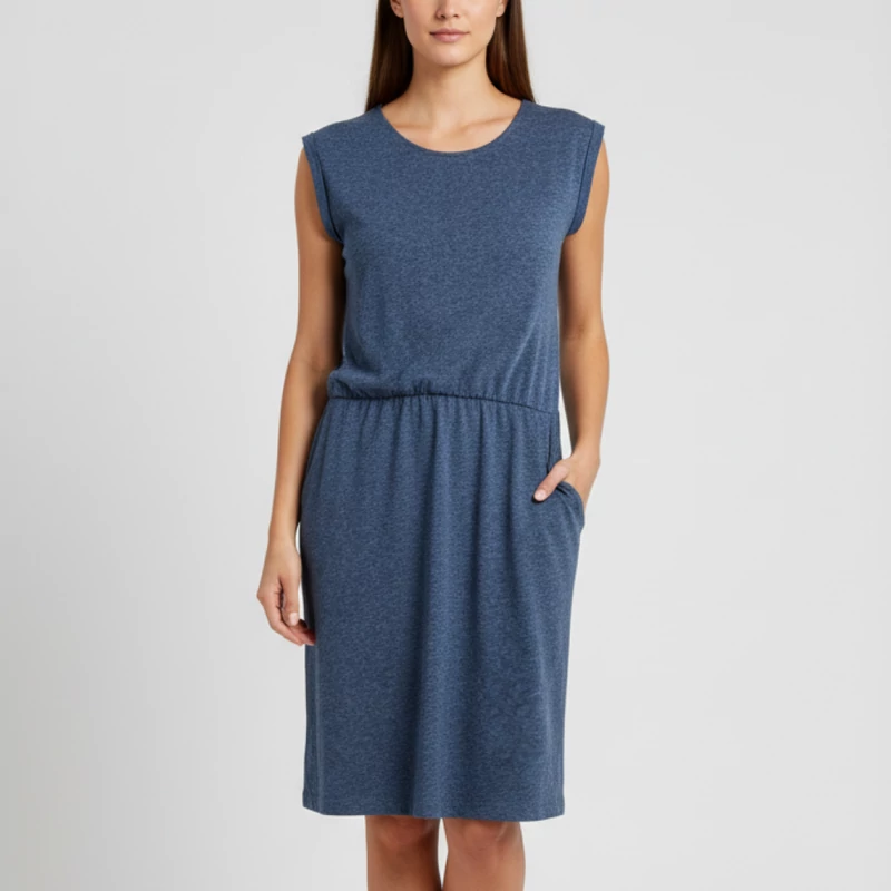 Elején zsebes, derekán gumis női egész ruha