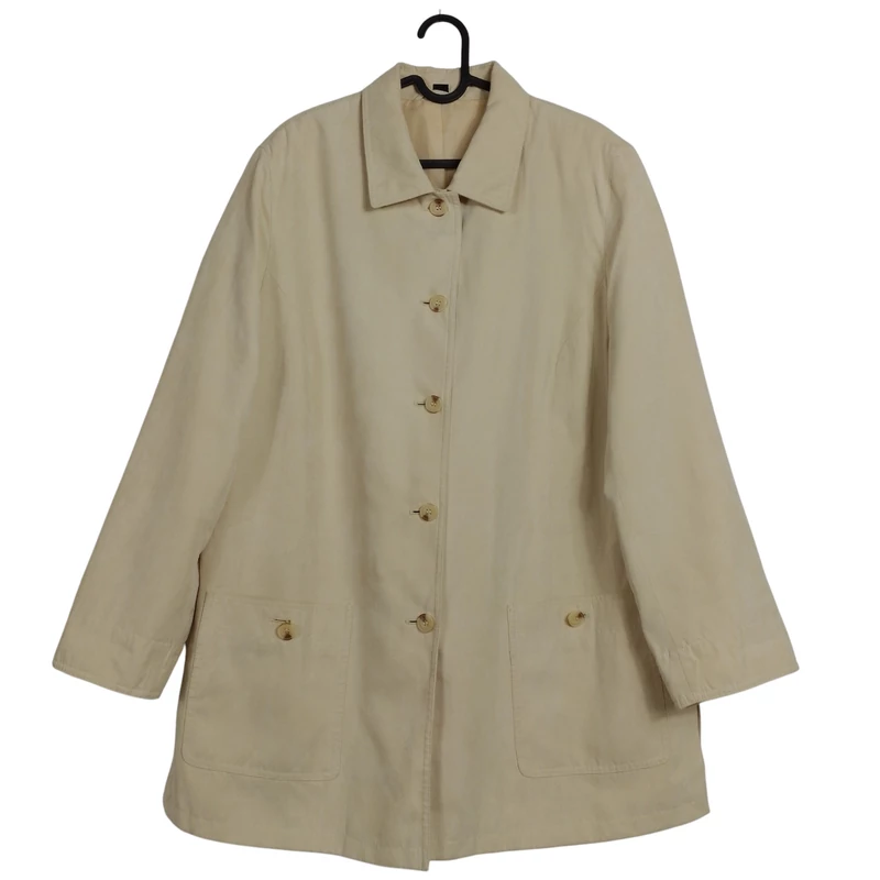 Elején gombos és zsebes, velúrtapintású átmeneti női kabát