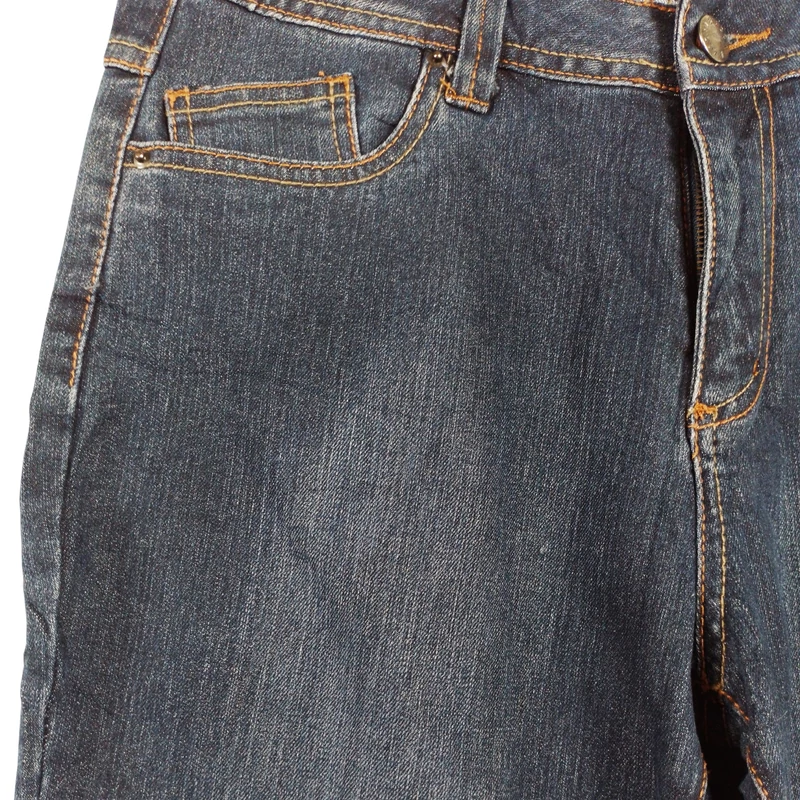 Elől-hátul zsebes női farmernadrág