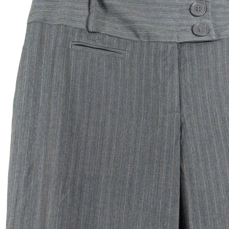 Derekán övbújtatós, csíkos, bőszárú női nadrág