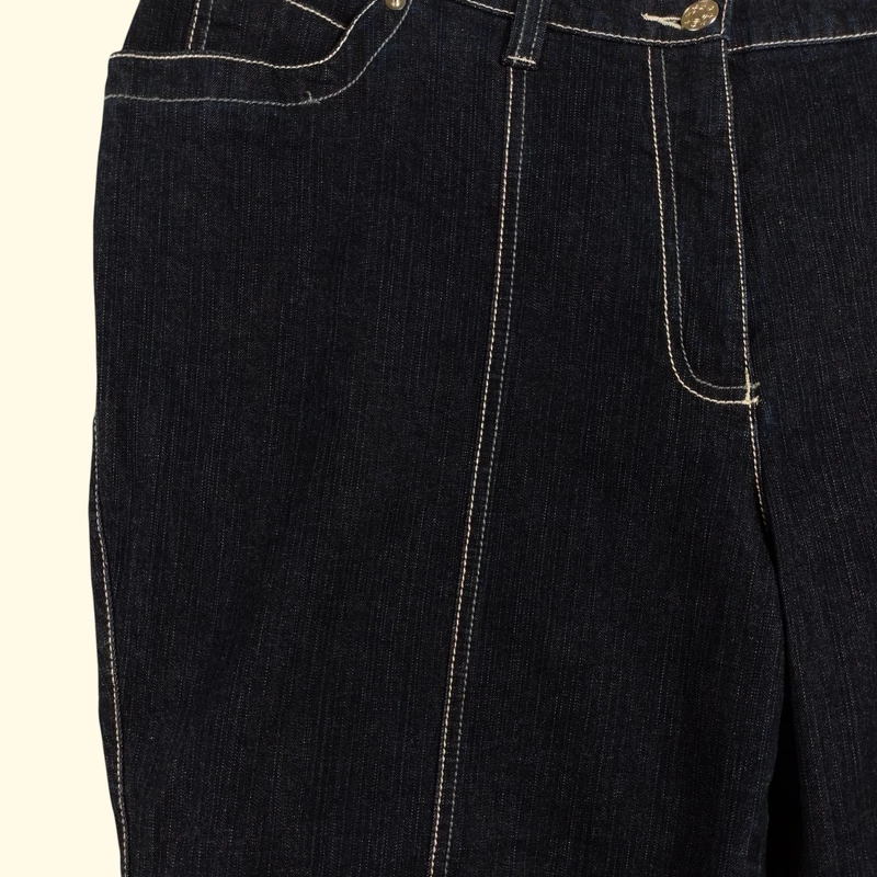 Kék színű, 3/4-es női farmernadrág, 2XL méret
