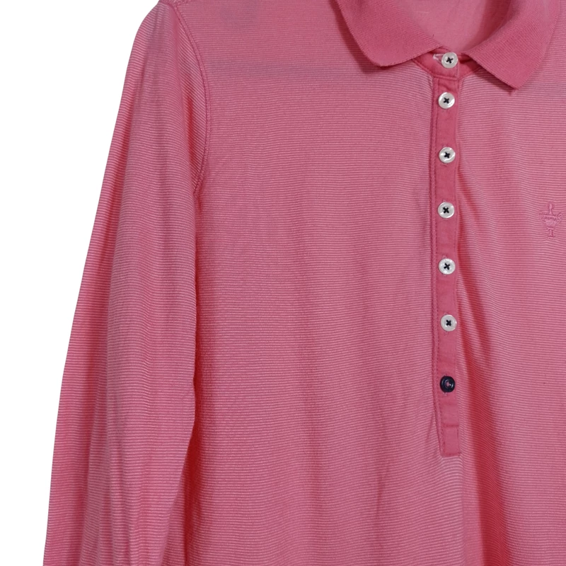 Mellrészén gombos, csíkos női felső