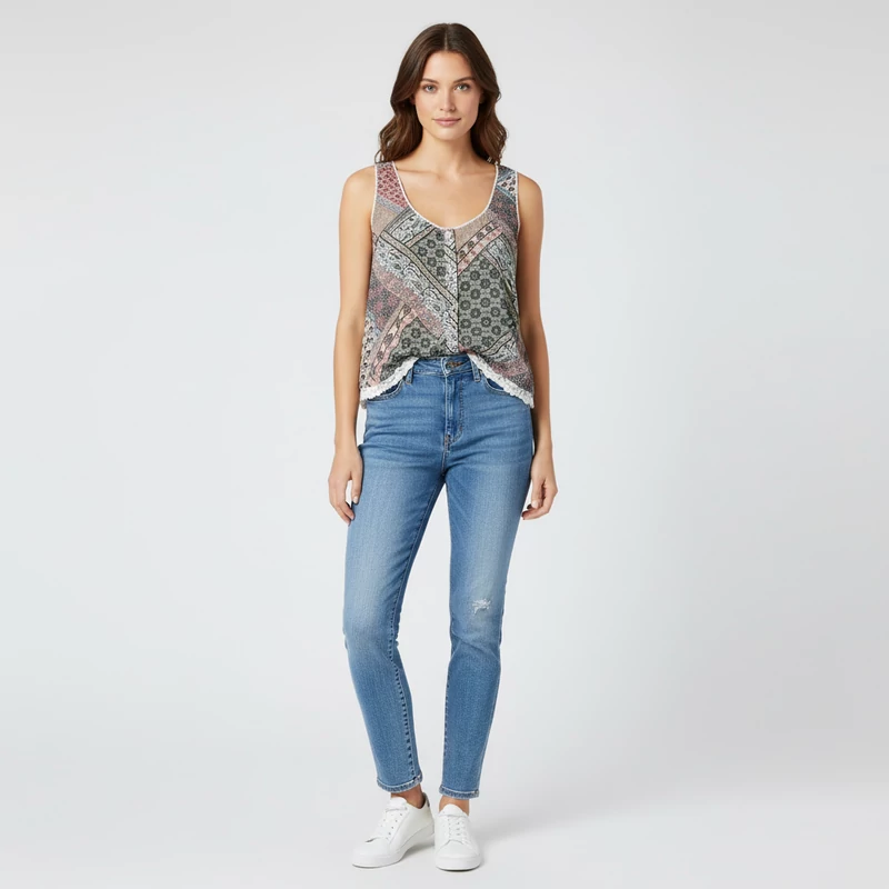 Elején gombos, mintás női felső