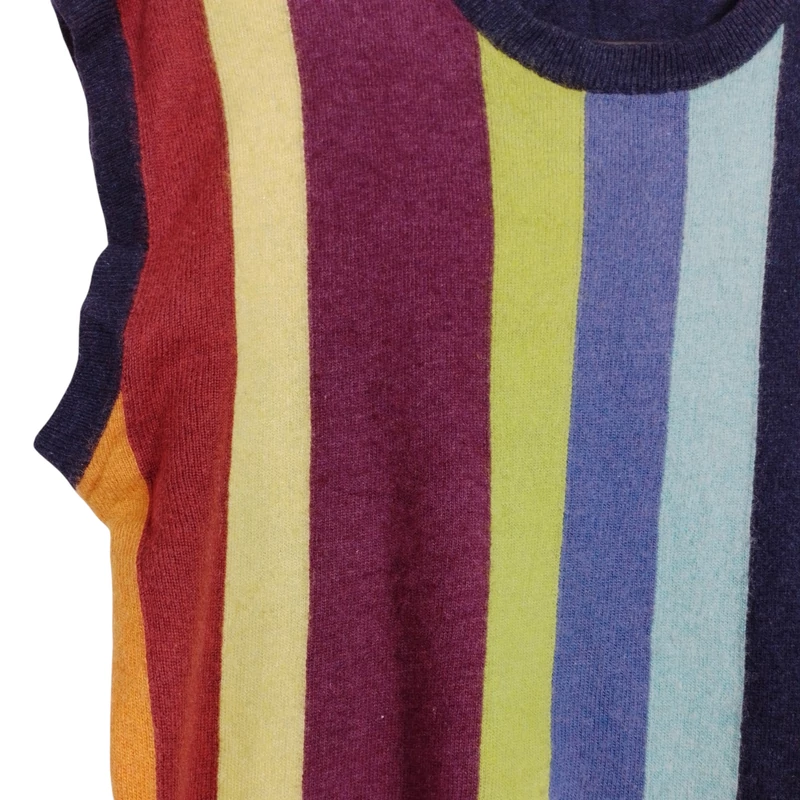 Elején csíkos női felső (mellény)