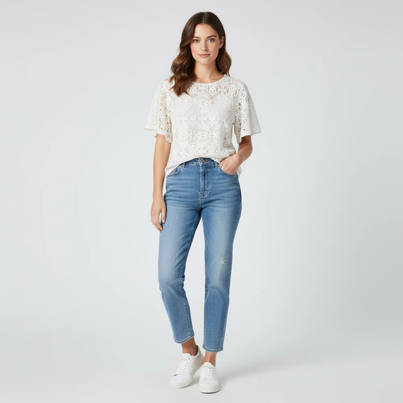 Csipkés női felső