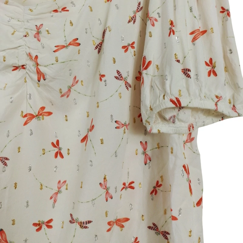 Ezüst-, és aranyszállal díszített, mintás női felső