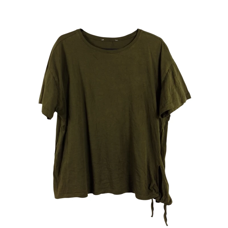 Alján egyik oldalon megkötős női felső