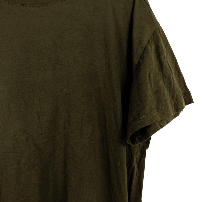 Alján egyik oldalon megkötős női felső