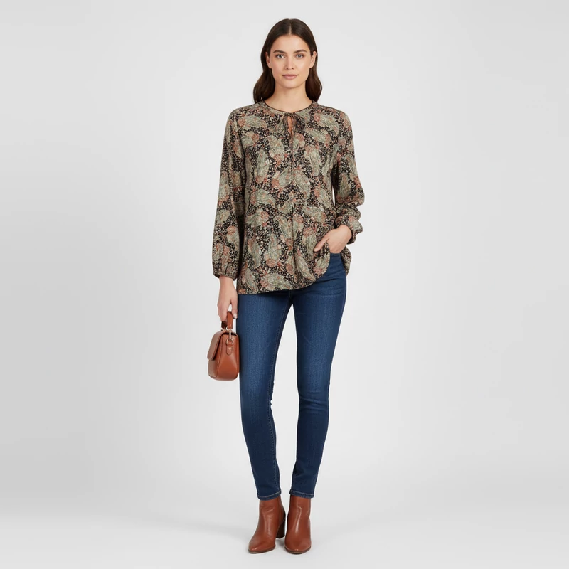 Nyakrészén megkötős, mintás női felső 