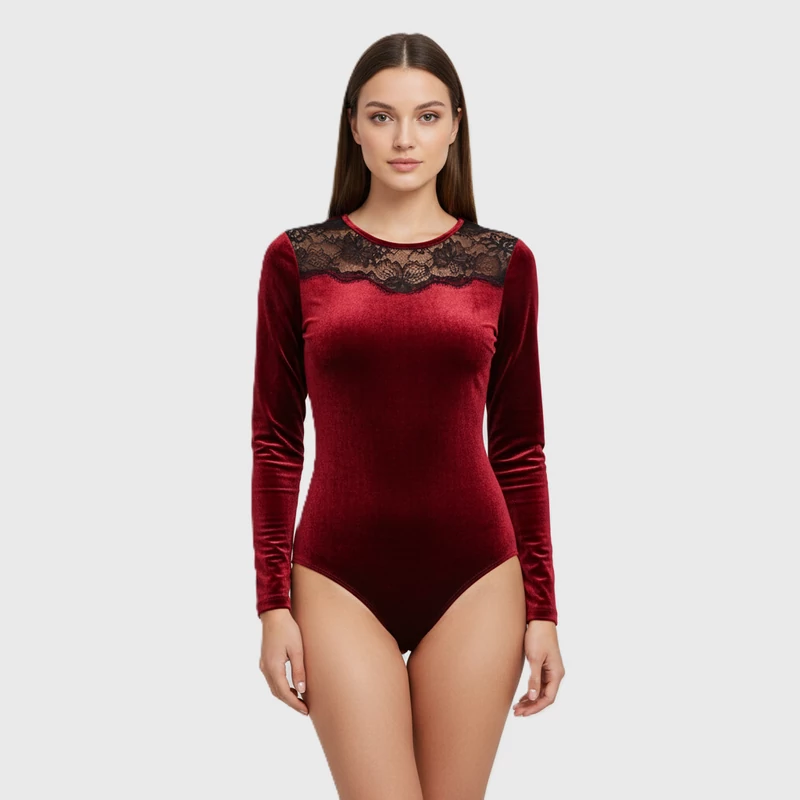 Bársonyból és csipkéből készült, hátán derékig kivágott női felső 