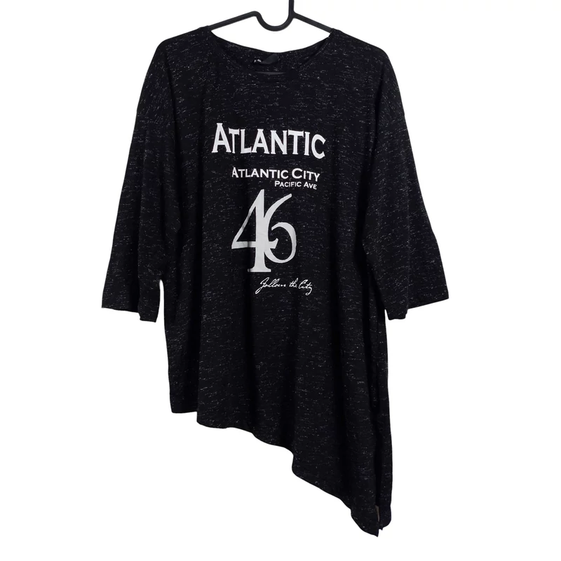 Elején feliratos, alján aszimmetrikus női felső