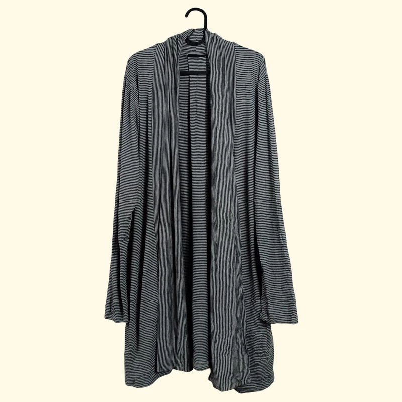 Almia, mintás, hosszú ujjú női felső, XL méret