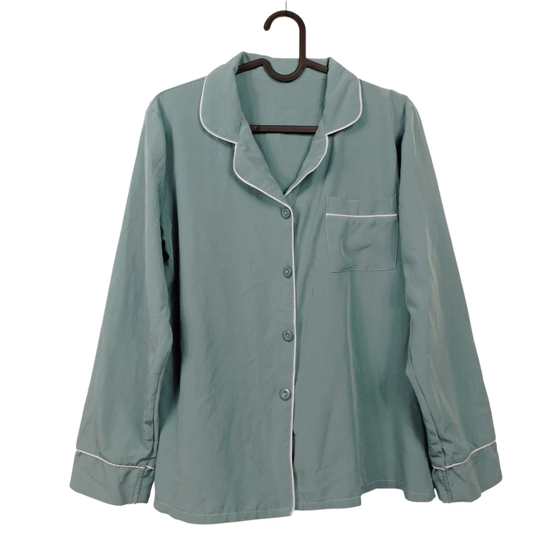 Türkizzöld színű, hosszú ujjú női felső, M méret