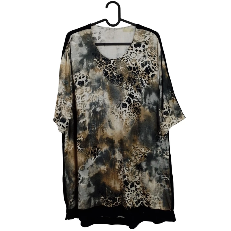 Mintás, rövid ujjú női felső, XL méret