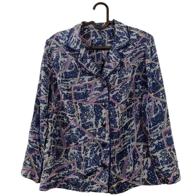 Mintás, hosszú ujjú női felső, L méret