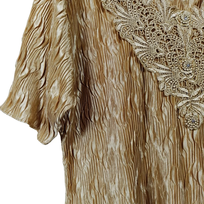 Arany színű, rövid ujjú női felső, L méret