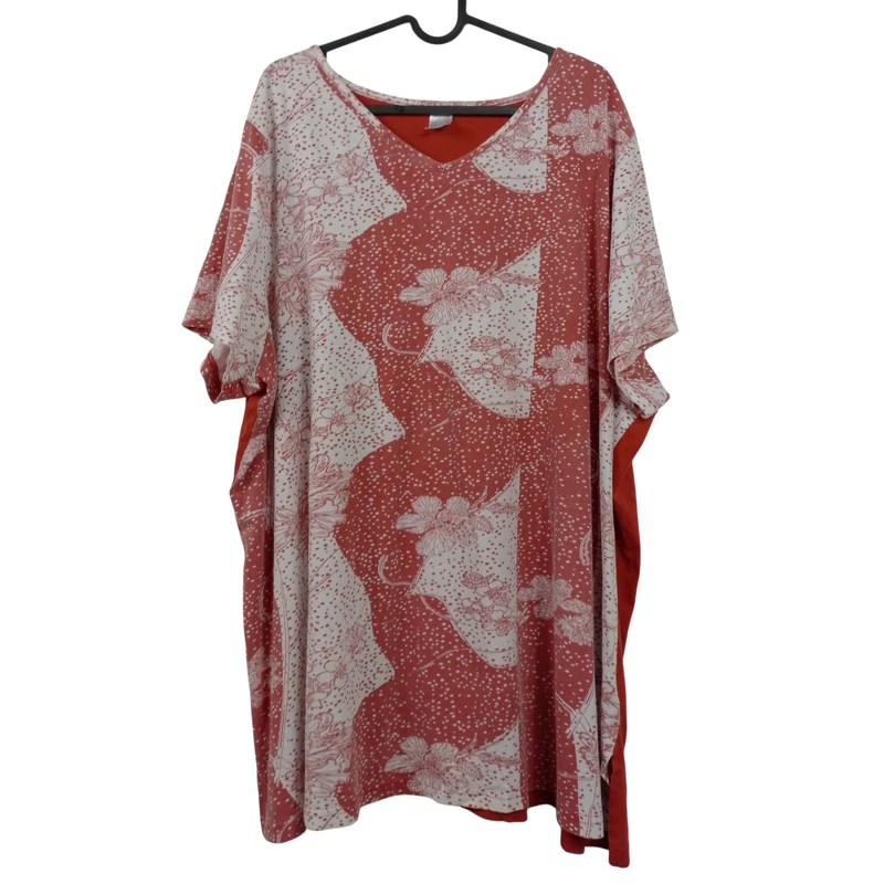 Mintás, rövid ujjú női felső, 3XL méret (használt minőségű!)