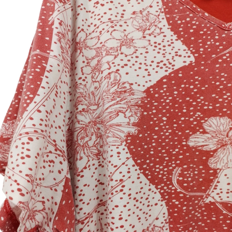 Mintás, rövid ujjú női felső, 3XL méret (használt minőségű!)