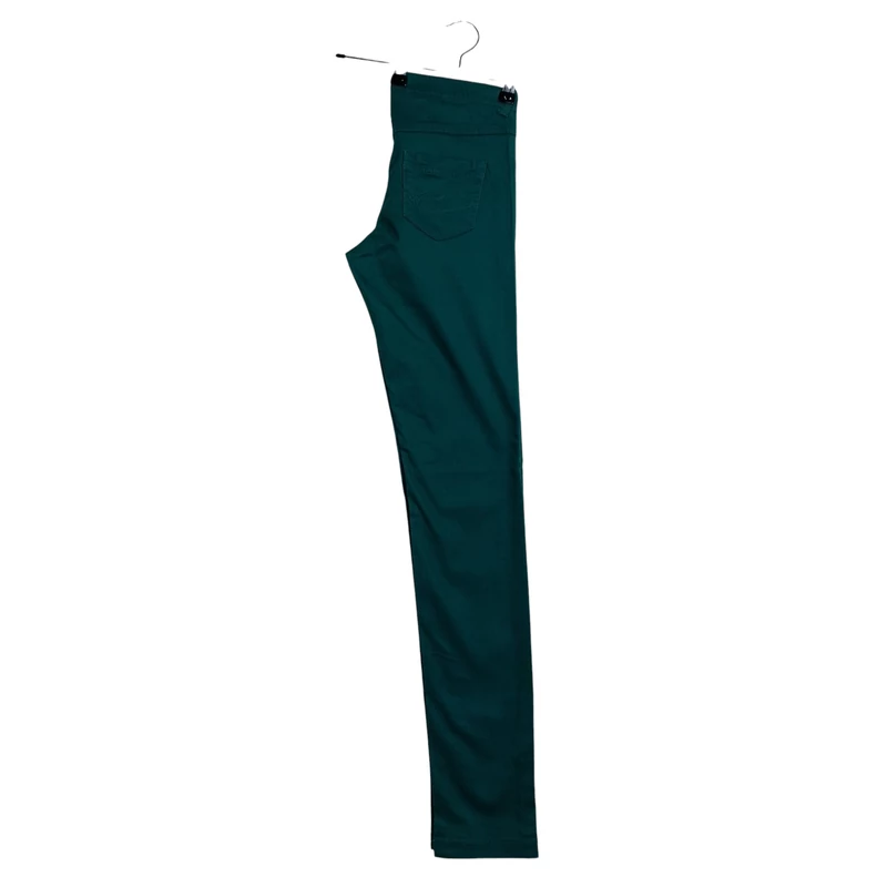 Hátul zsebes, rugalmas anyagú női leggings